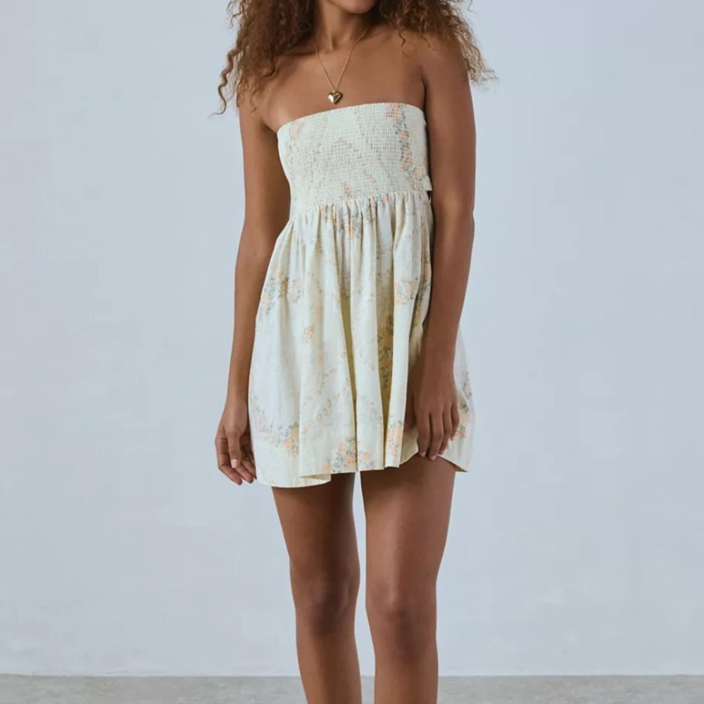 Urban Outfitters BDG Juliana Smoked Strapless Mini Dress